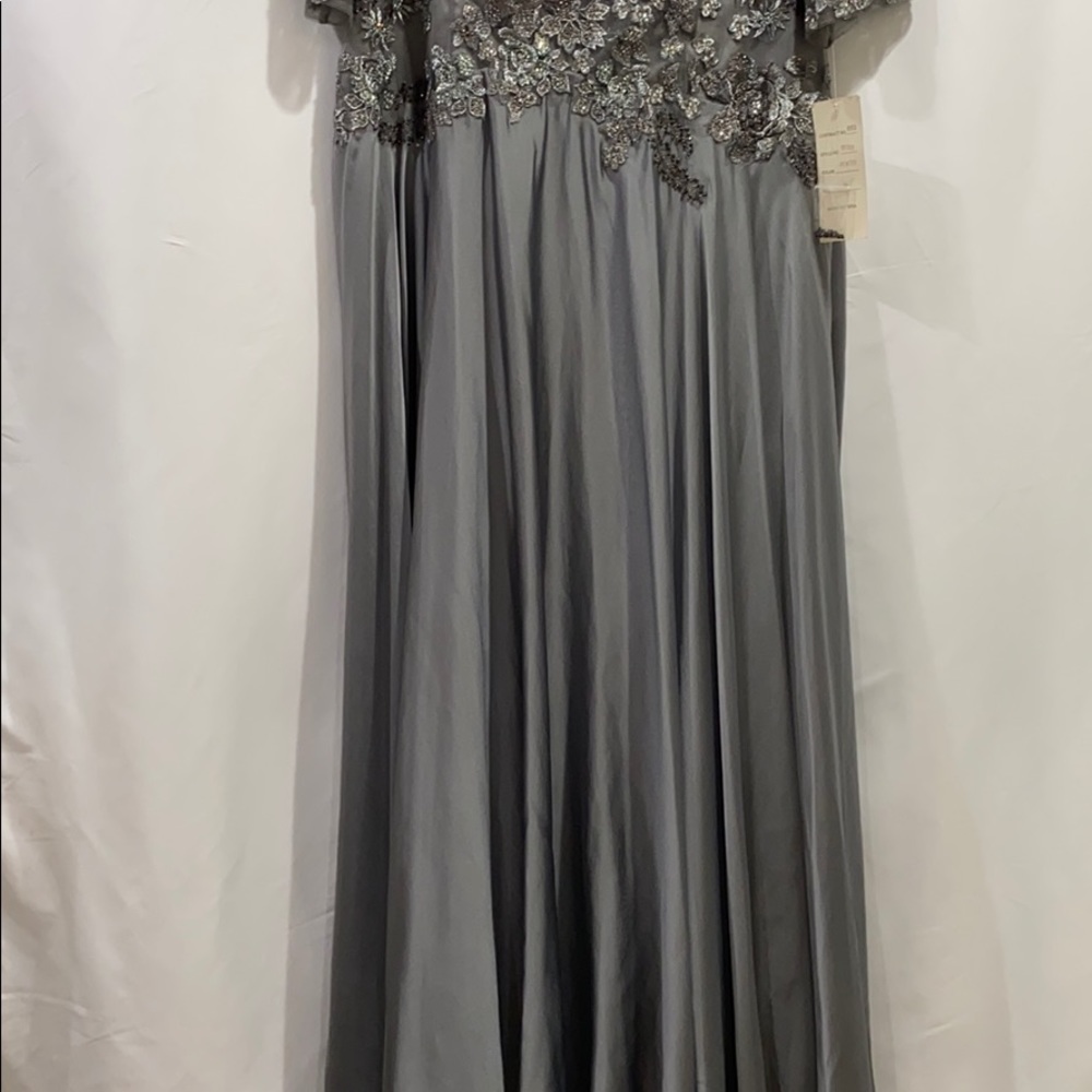Montage by Moncheri illusion 3/4 length sleevesV- back long gown - Picture 6 of 11